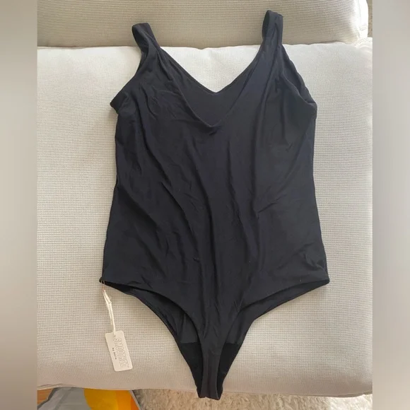 Aerie SmoothEZ Plunge Bodysuit - Picture 5 of 11